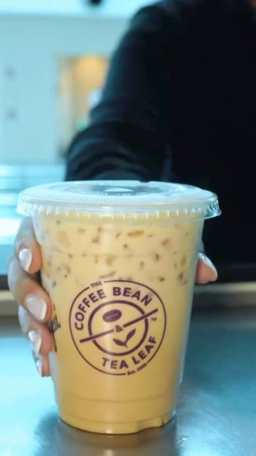 La parada necesaria antes de tu vuelo💜✈️ Encuéntranos en la Terminal 1 y Muelle Norte!
#coffeebeanpanama #thecoffeebean #panama #coffee #coffeelovers #travel #holidays #flight #frequenttravel #fiestaspatrias #pitstop